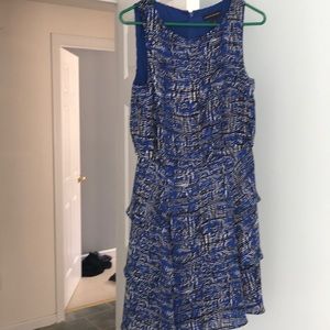 Blue Black & white Banana Republic dress size 6.